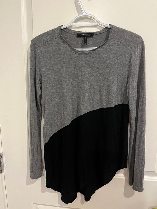 BCBGMaxAzria Tops - bcbgMaxAzria colorblock assymetrical top XXS-S grey/black